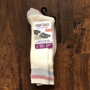 🎁10 for $100🎁 Muk Lucks tall boot socks super soft